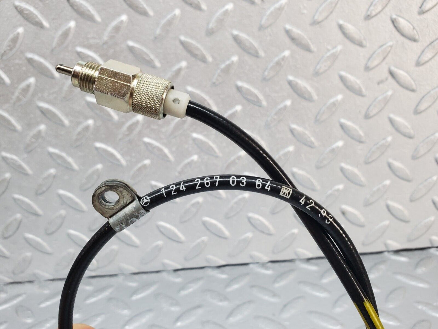 44805 Mercedes-Benz W124 220E Gearbox Cable 1242670364