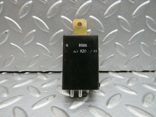 22252 Mercedes-Benz S123 280TE Wagon Rear Heated Window Relay 1078200010