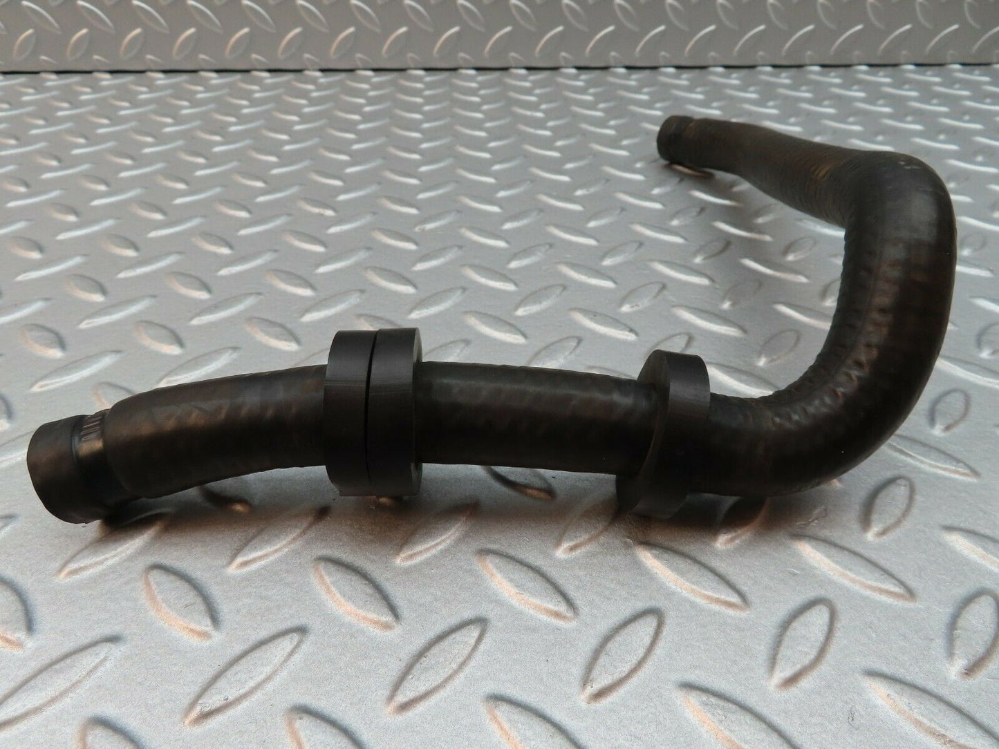 5085 Mercedes-Benz R107 350SL Radiator Pipe Hose
