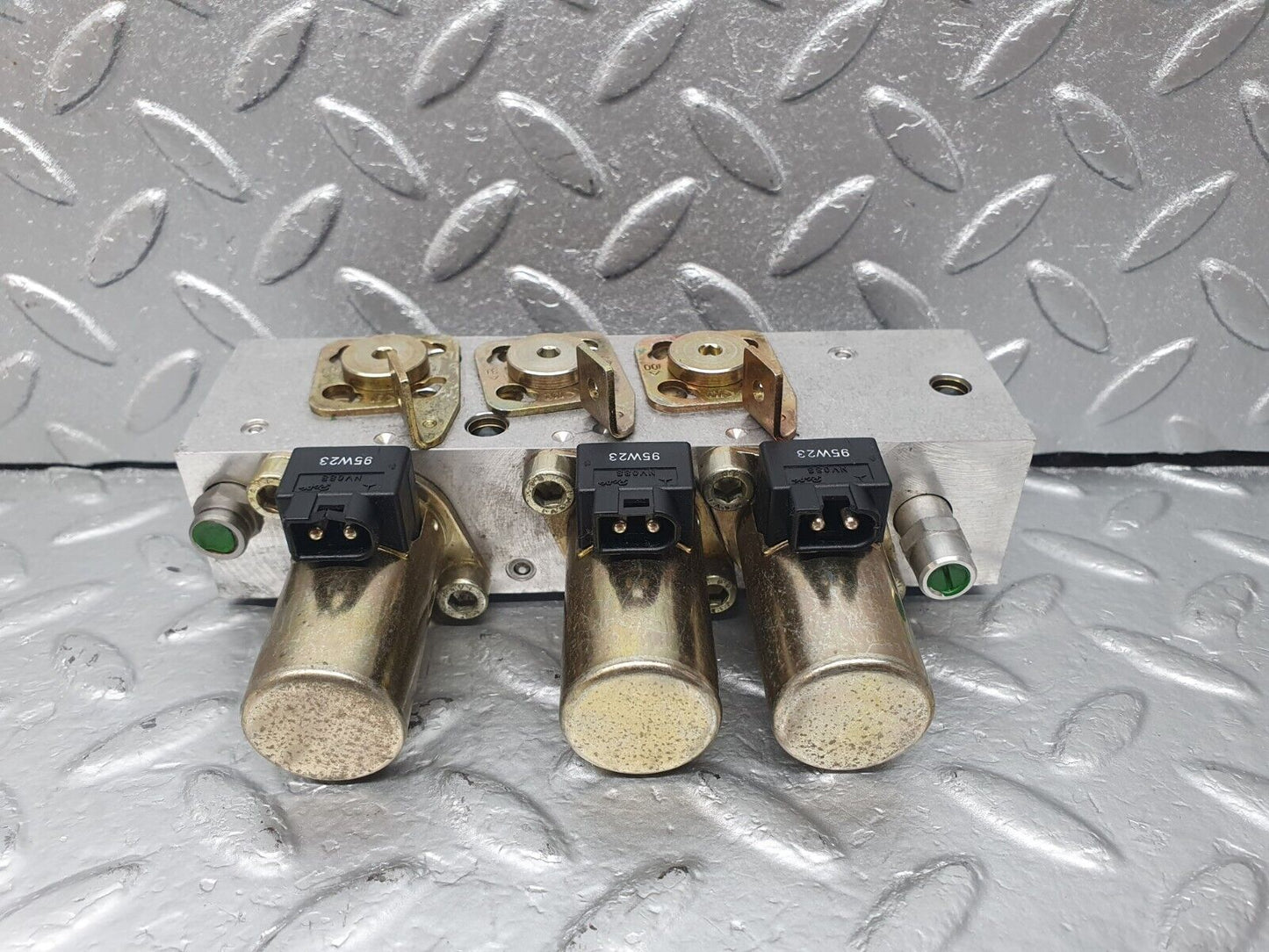 42480 Mercedes-Benz R129 320SL Coupe Roof Hydraulic Valve Right 1298002678