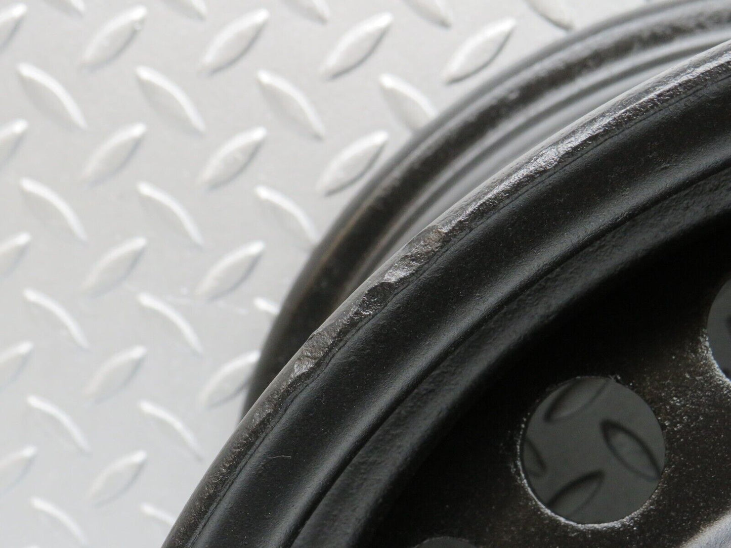 39050 Mercedes-Benz Steel Wheel 6.5Jx14H2 1084000802