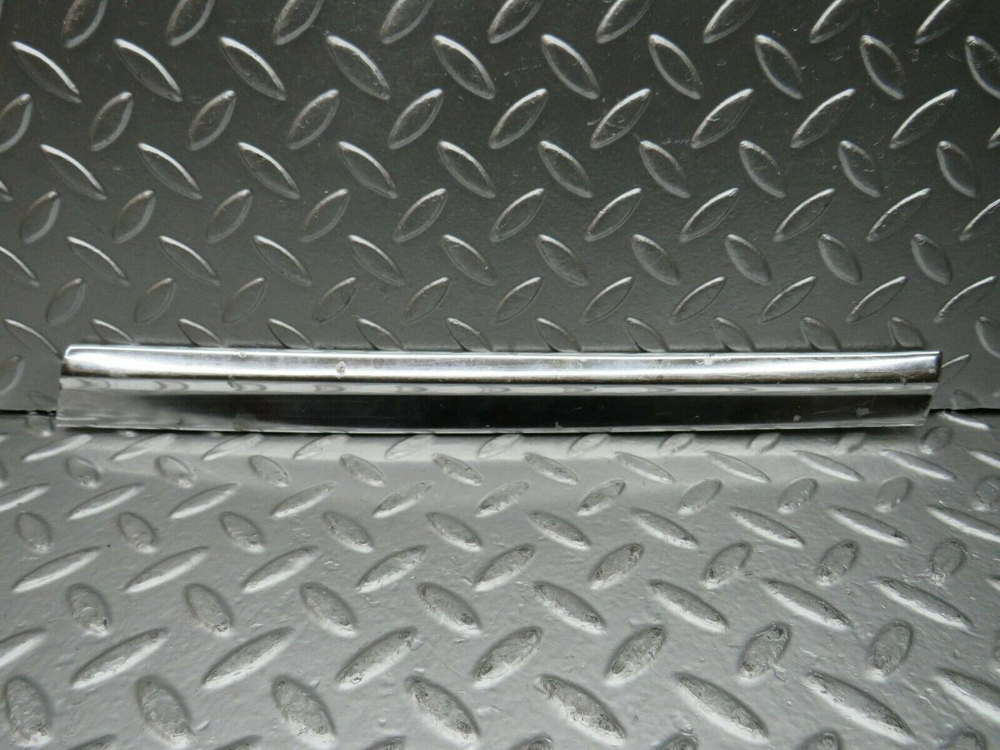 22739 Mercedes-Benz C107 450SLC Coupe Rear Right Window Chrome Trim
