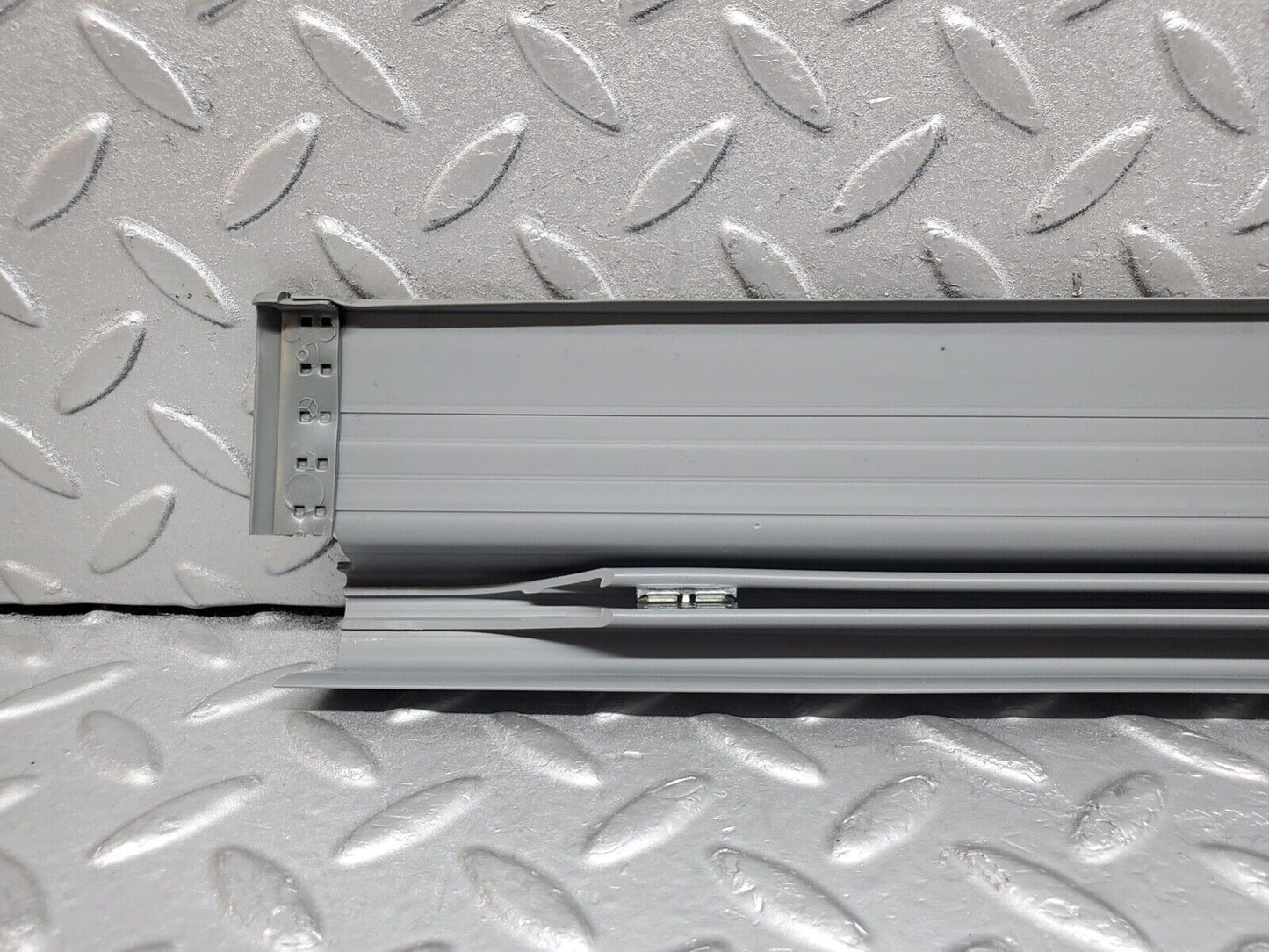 44583 Mercedes-Benz W124 220E Rear Right Door Sill Trim