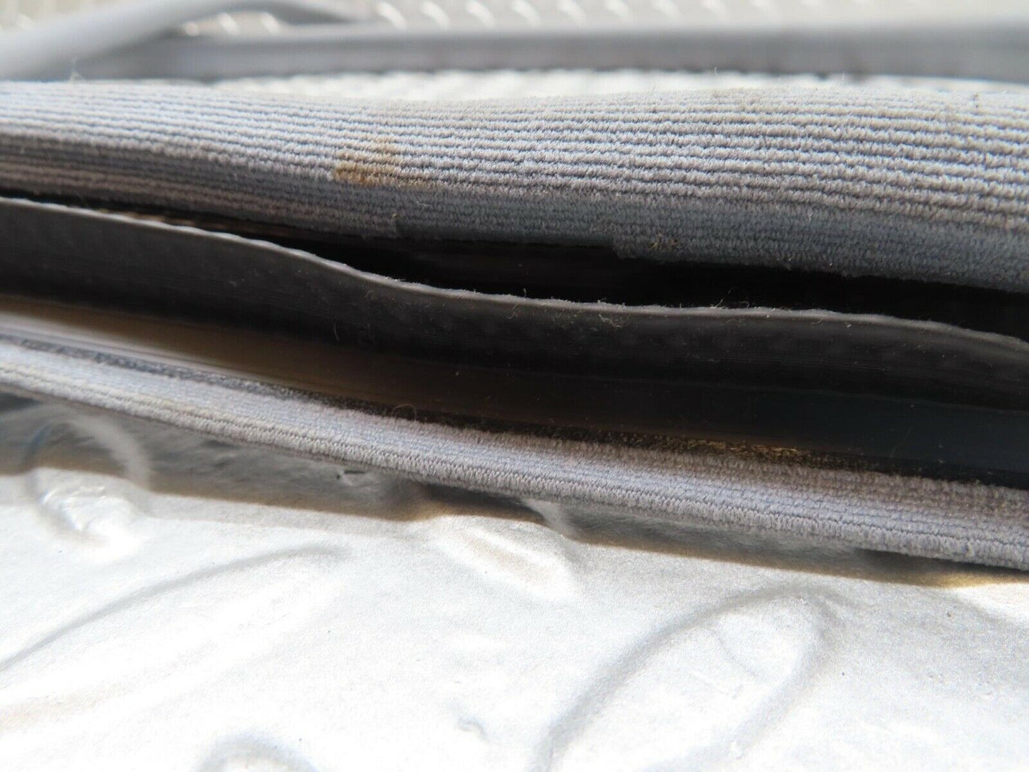 15020 Mercedes-Benz W140 S320 Rear Right Door Seal