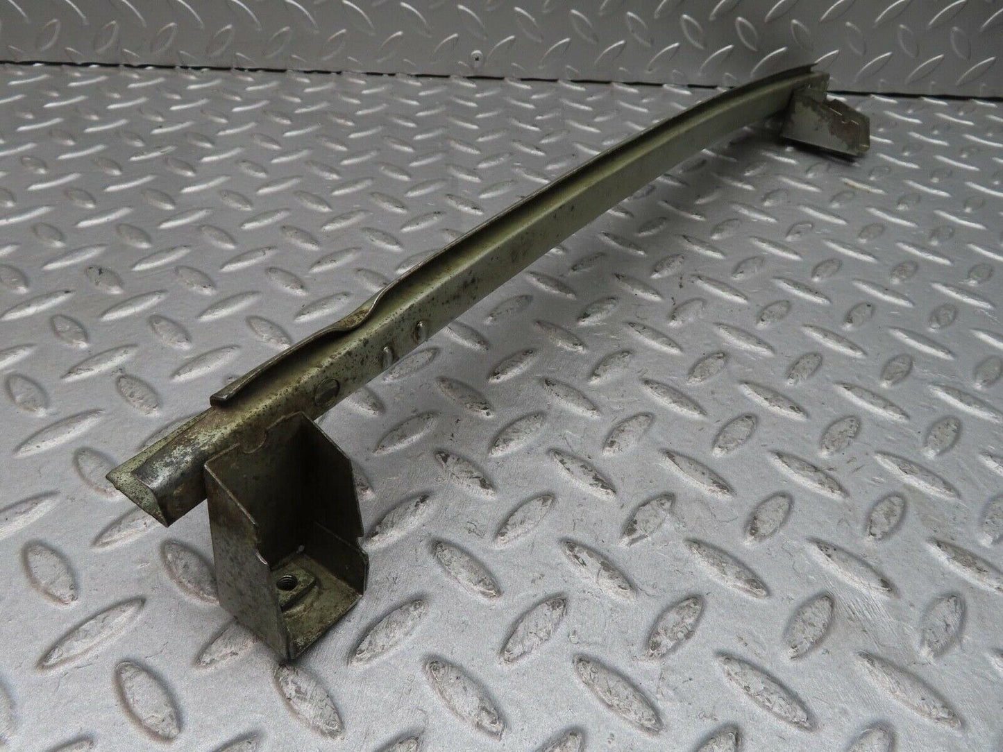 12487 Mercedes-Benz W108 280SE 3.5 Front Right Window Channel