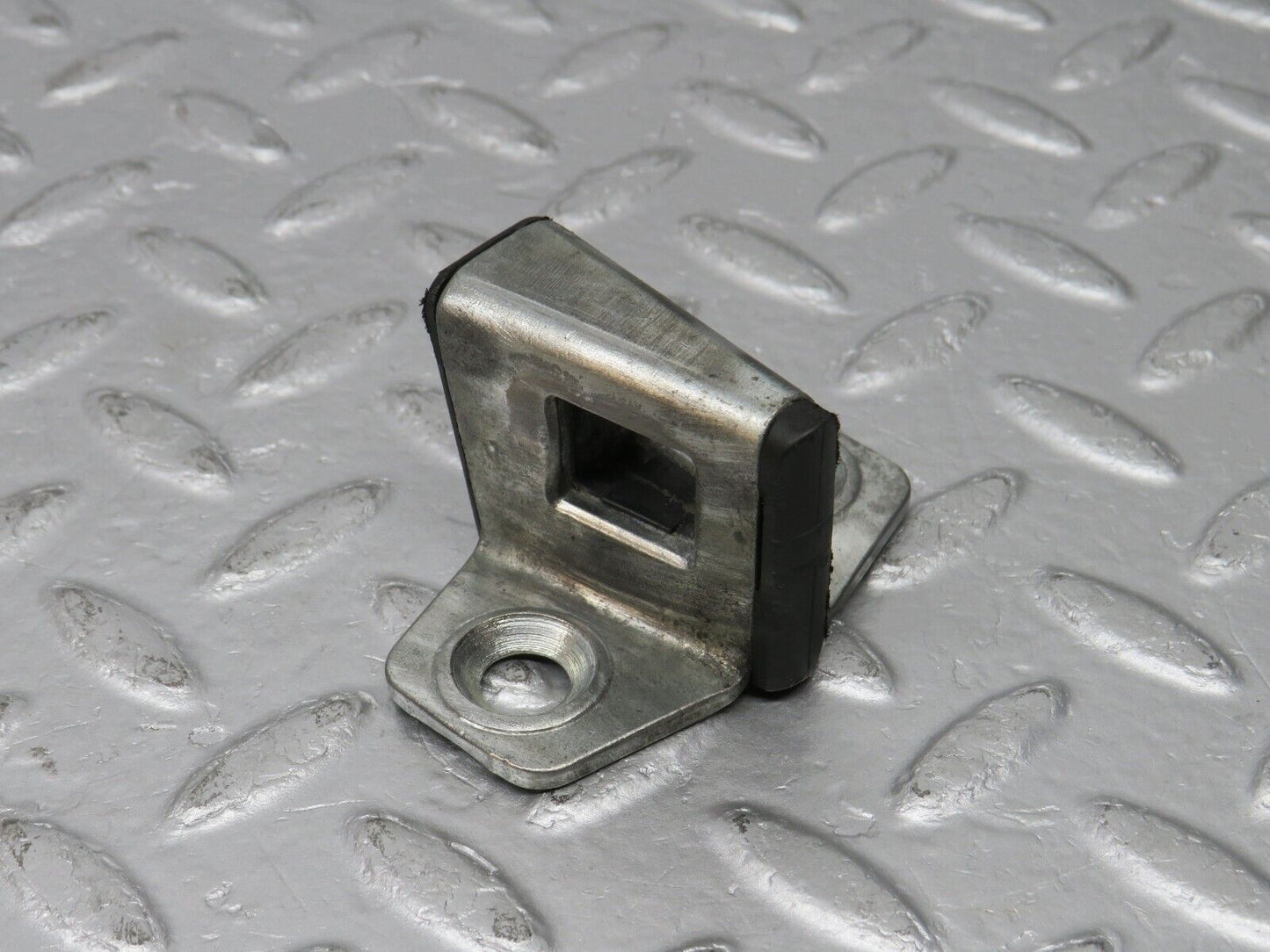 38859 Mercedes-Benz W201 190E 2.6L Door Lock Latch