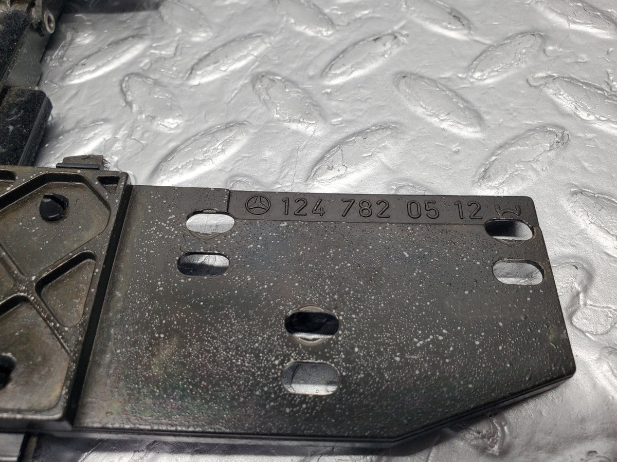 W201 Baby Benz sunroof lifting mechanism used OEM