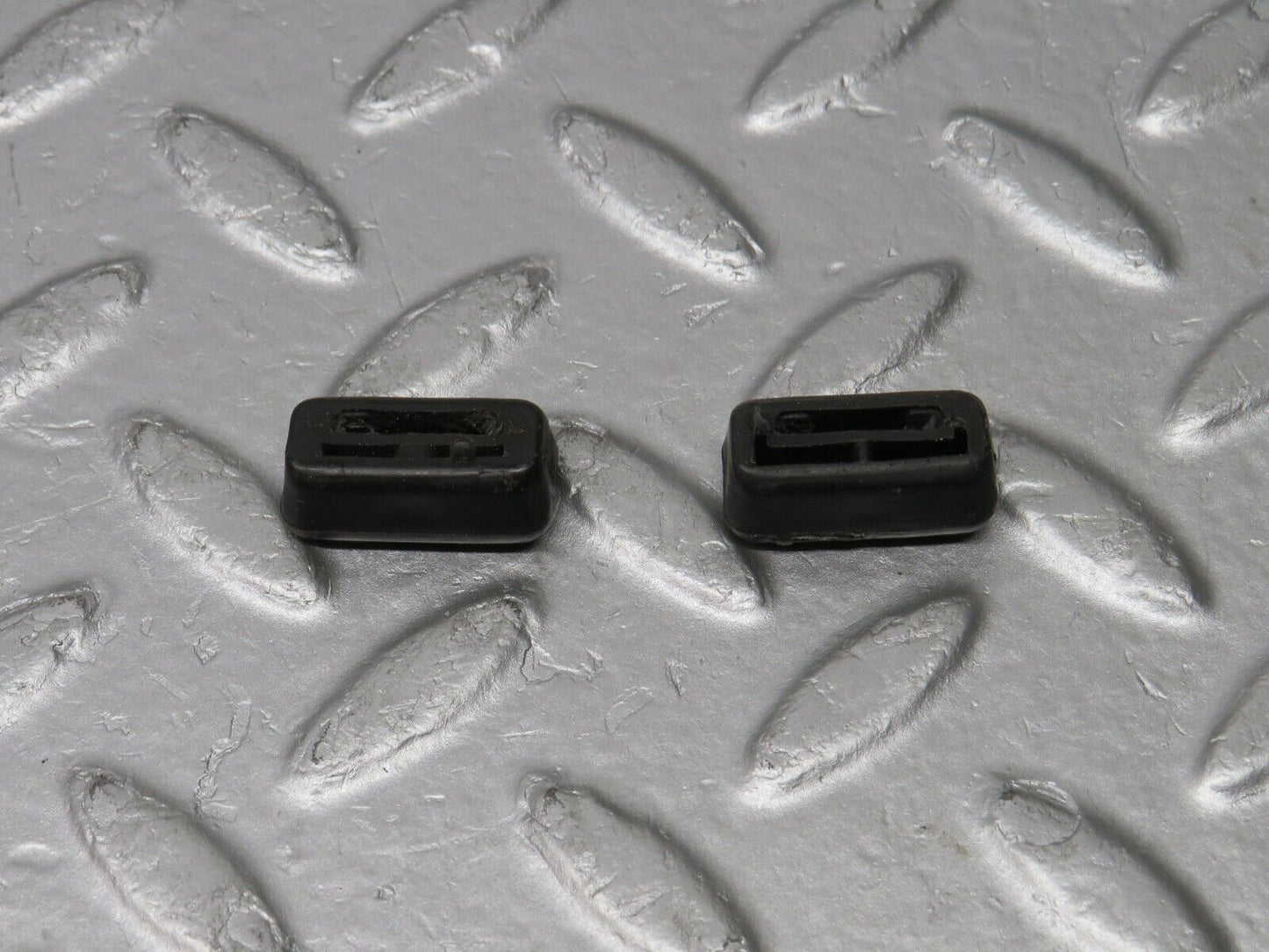 39240 Mercedes-Benz W115 220D Heater Control Knob 2x