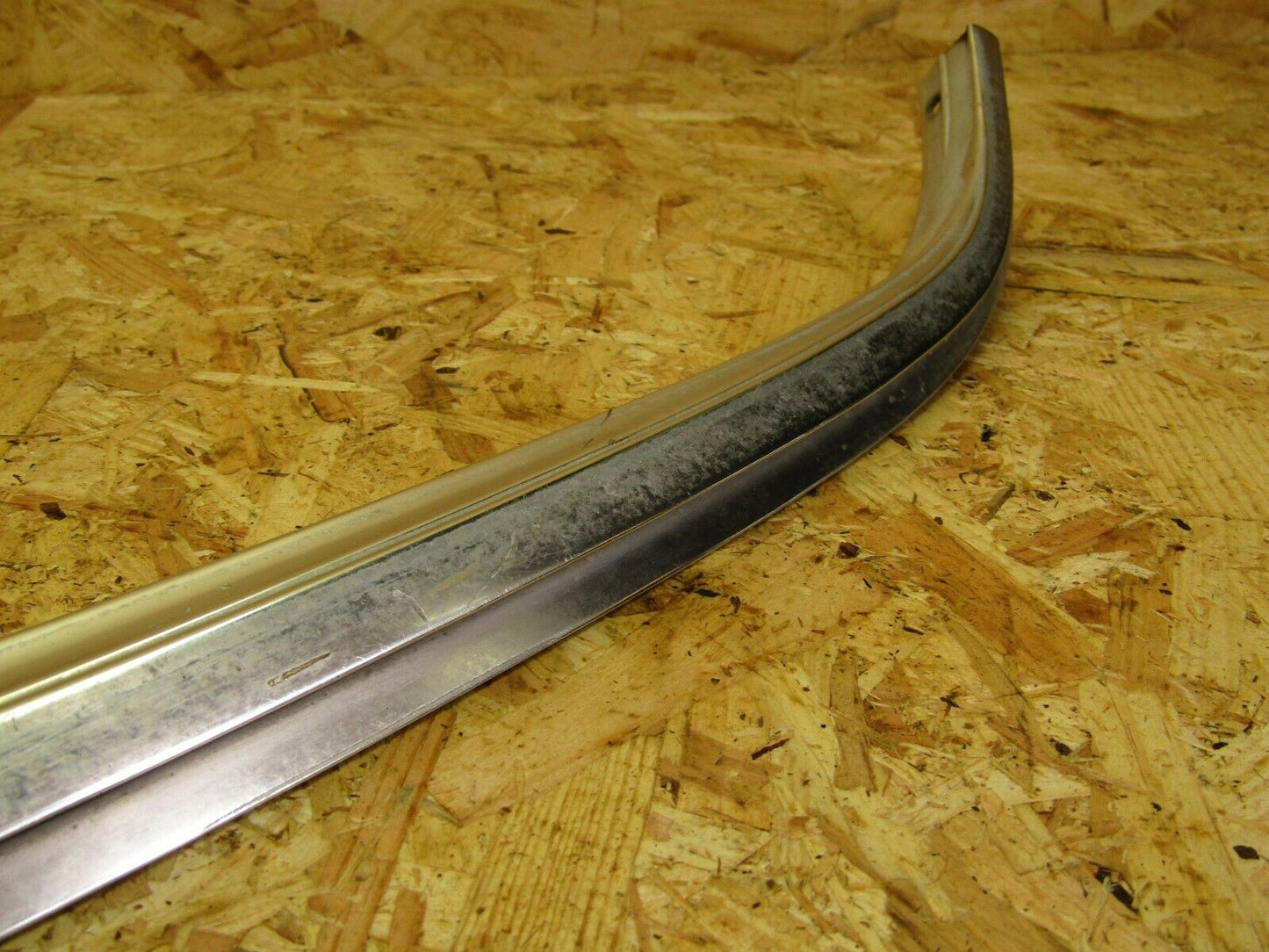 2177 Mercedes-Benz W116 350SE Rear Left C Pillar Crome Moulding