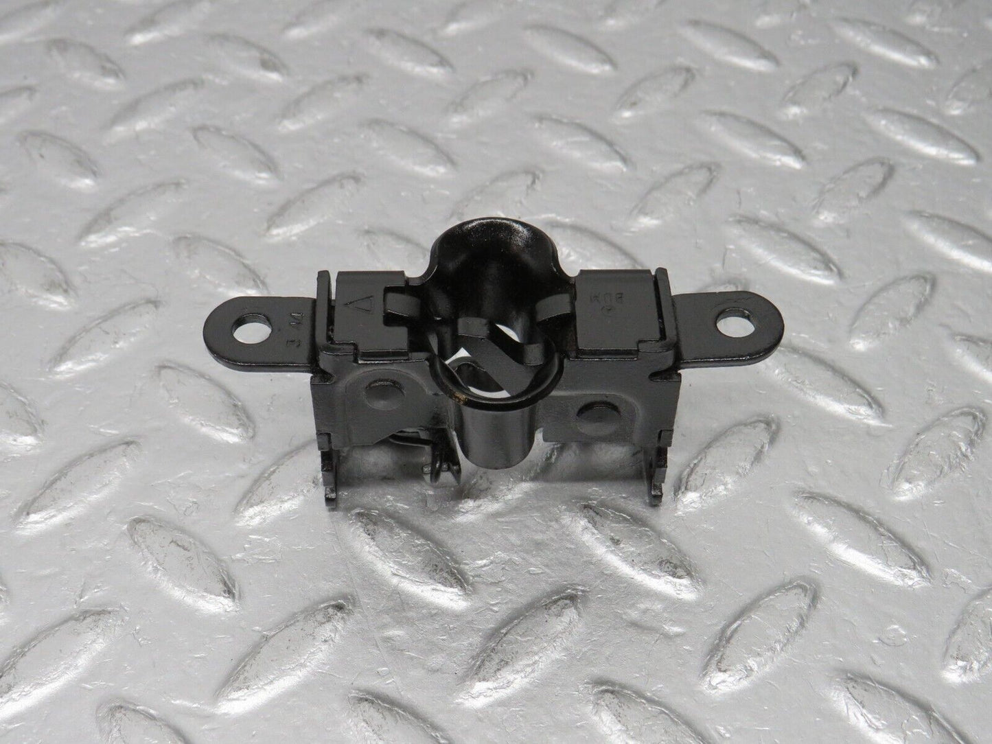 38533 Mercedes-Benz R129 280SL Coupe Bonnet Lock Latch
