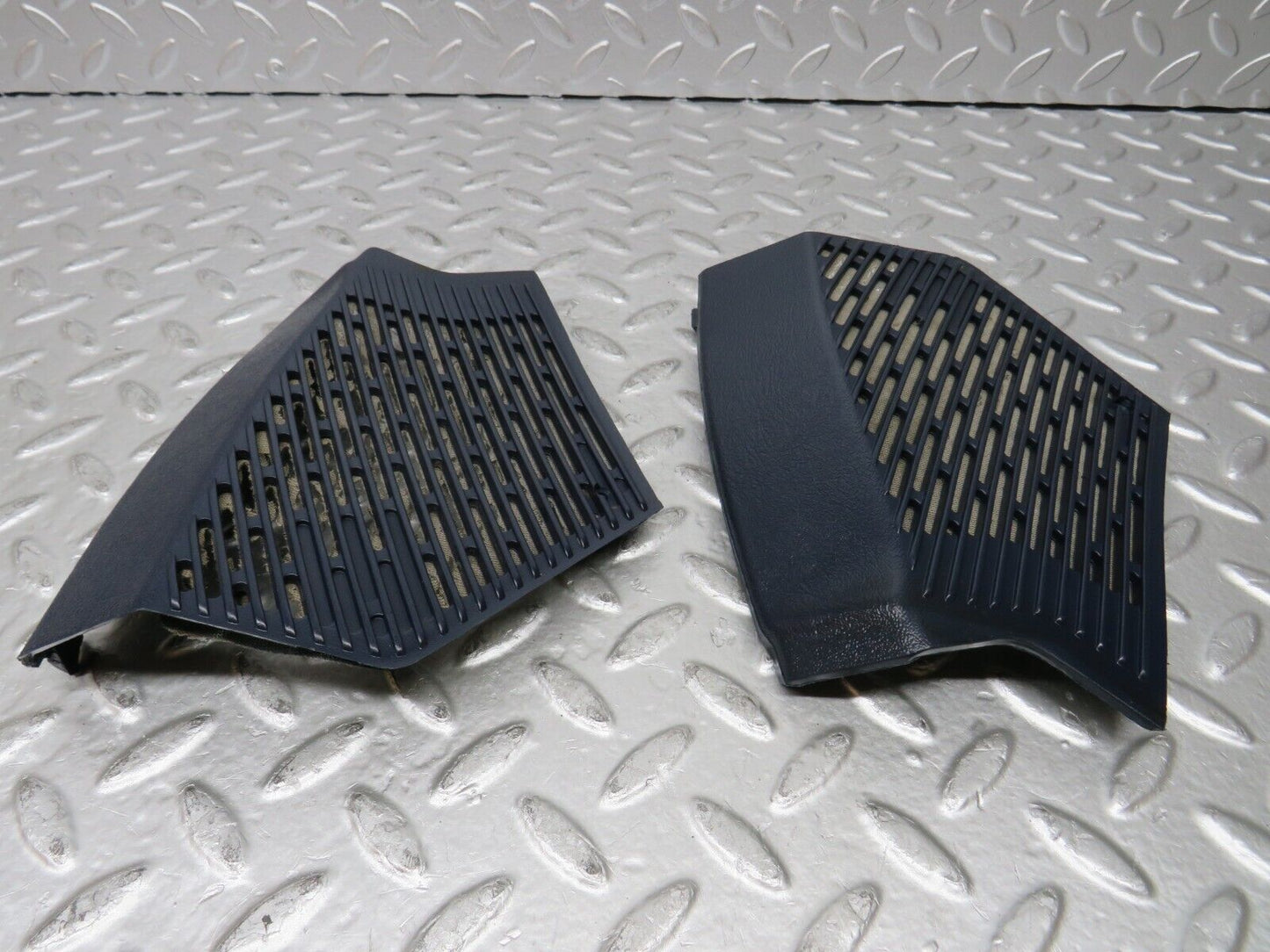 26876 Mercedes-Benz W123 240D Dashboard Speaker Covers 1236802707 1236802807