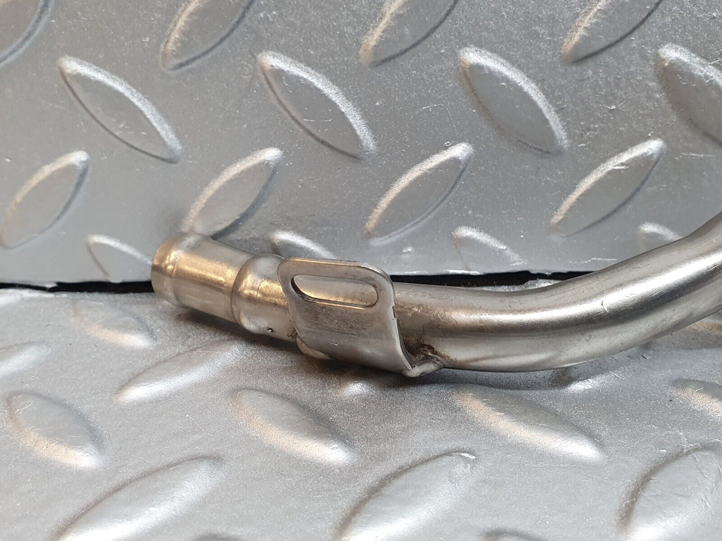 41980 Mercedes-Benz W202 C200 Cooling Hose Pipe
