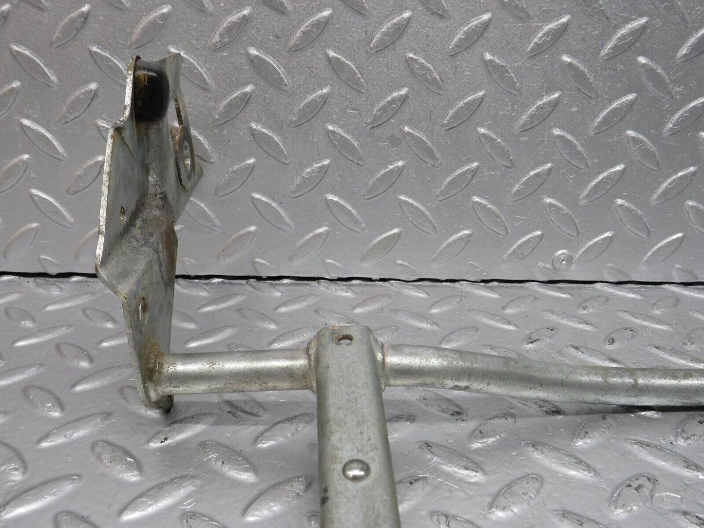 40113 Mercedes-Benz R107 350SL Front Left Seat Sliding Adjust Handle
