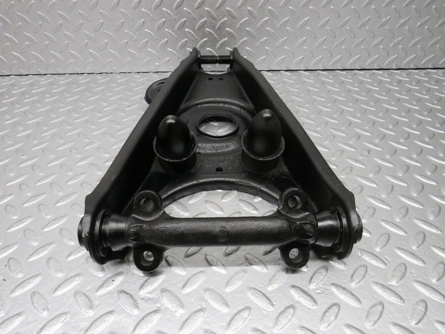 40389 Mercedes-Benz W110 230 Front Right Lower Control Arm