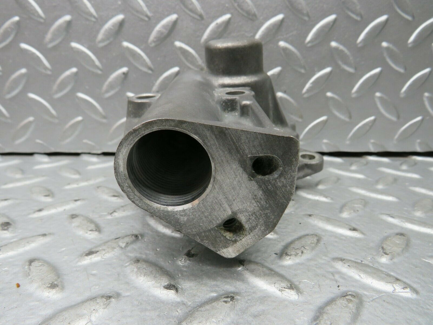 22163 Mercedes-Benz S123 280TE Ignition Distributor Housing 1101580515