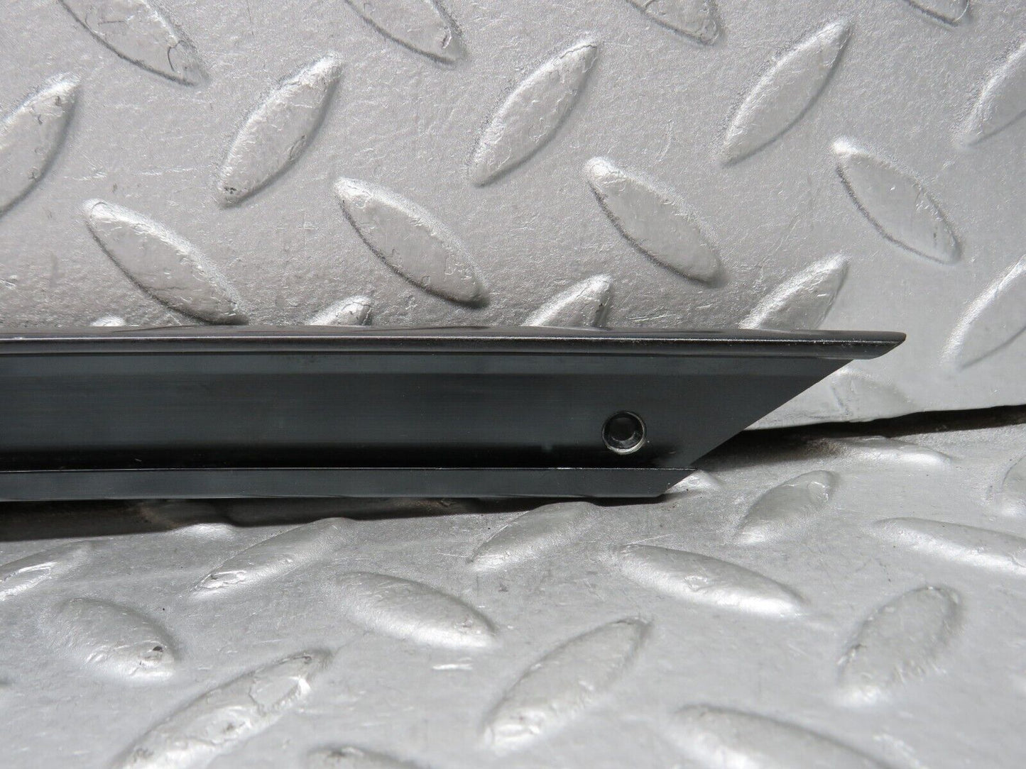 37894 Mercedes-Benz A124 320E Cabriolet A Pillar Sealing Rail Trim Right Side