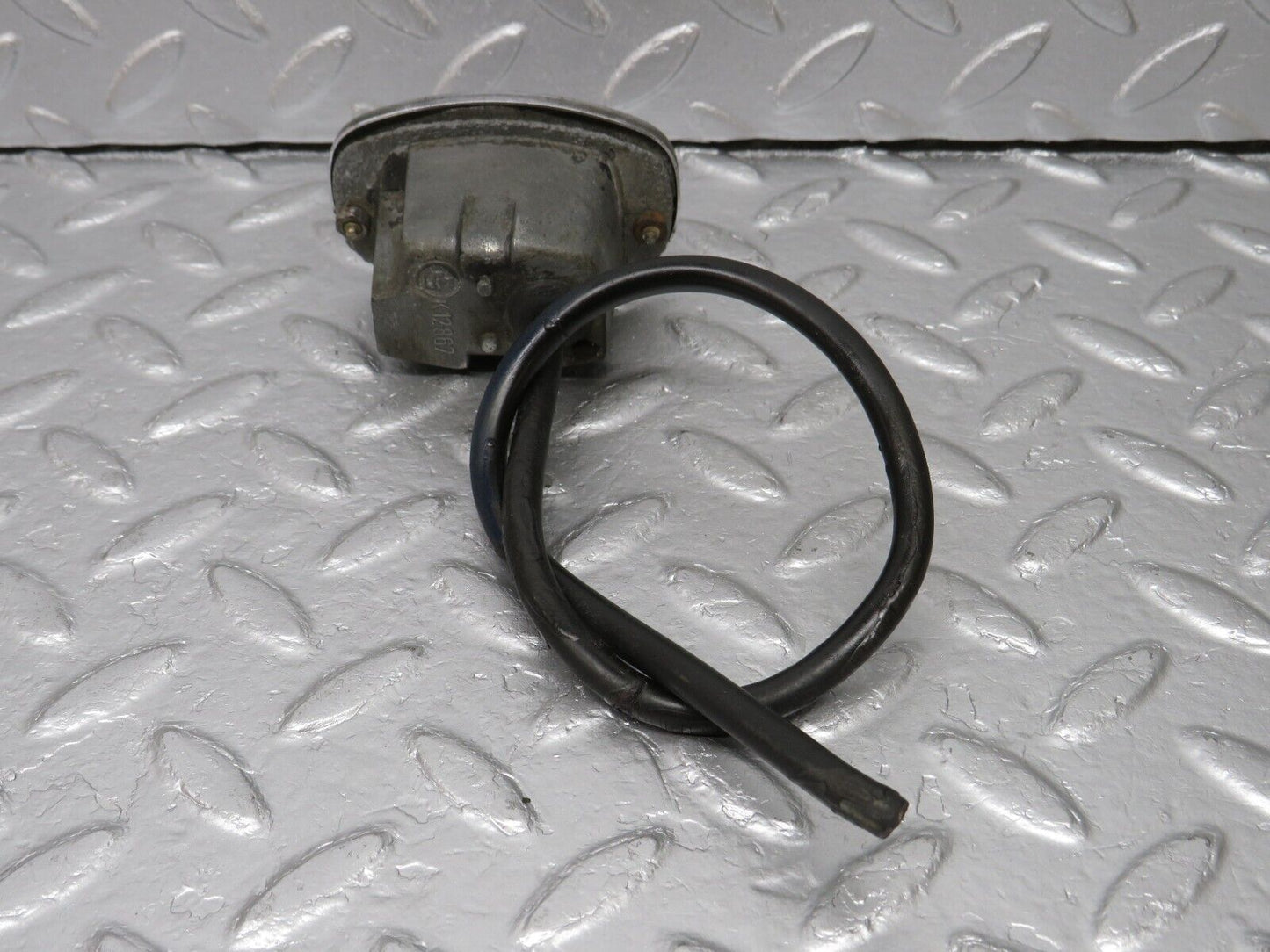 40310 Mercedes-Benz W110 230 number Plate Light K12867 K12840