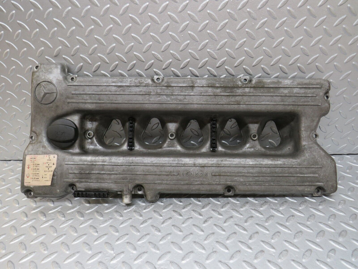 35637 Mercedes-Benz R107 280SL Coupe Cylinder Head Valve Cover 1100160905