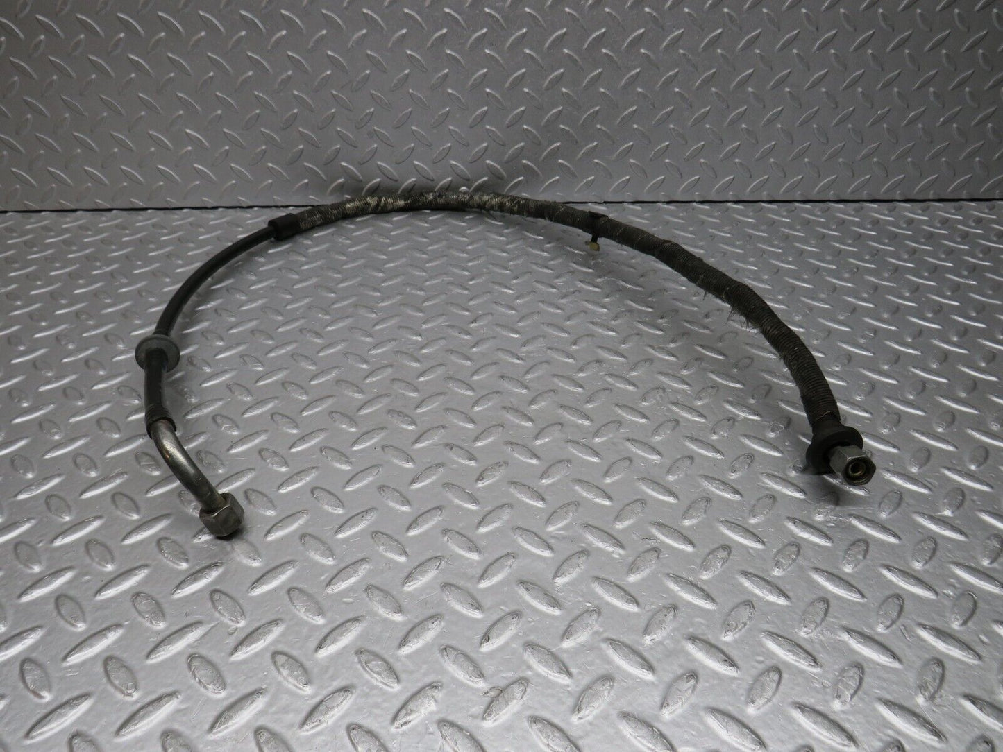 39218 Mercedes-Benz R107 500SL Coupe Brake Servo Vacuum Pipe