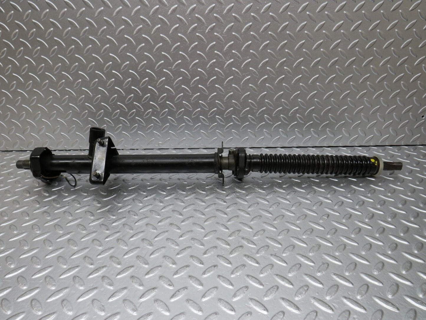 31055 Mercedes-Benz W123 200D Steering Column