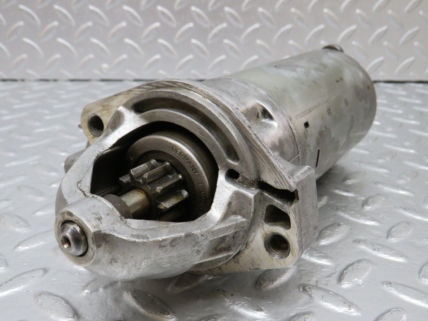 34171 Mercedes-Benz W124 260E Starter Motor Bosch 0001110016