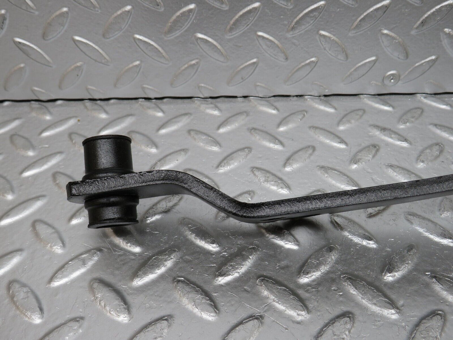 0775 Mercedes-Benz C107 350SLC Coupe Brake Pedal