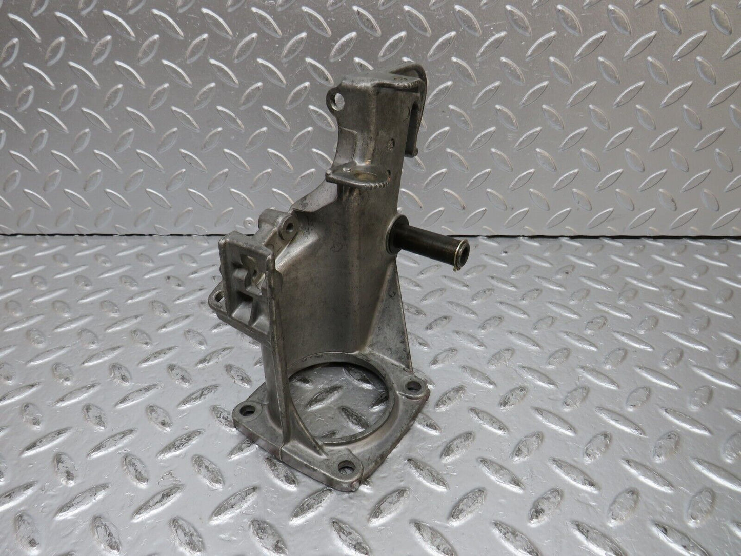 31970 Mercedes-Benz W123 230E Brake Pedal Bracket 1232900219