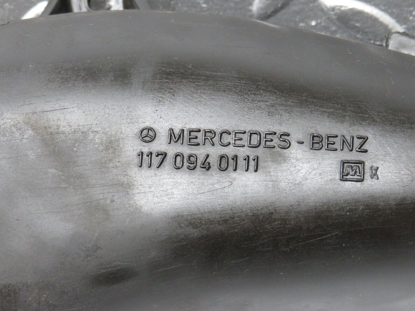 34290 Mercedes-Benz C126 380SEC Coupe Air Duct Right Side 1170940111