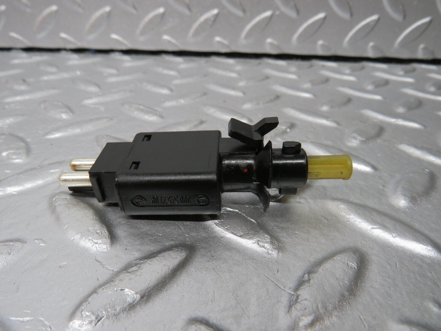 34058 Mercedes-Benz W124 260E Brake Light Switch 0005457709