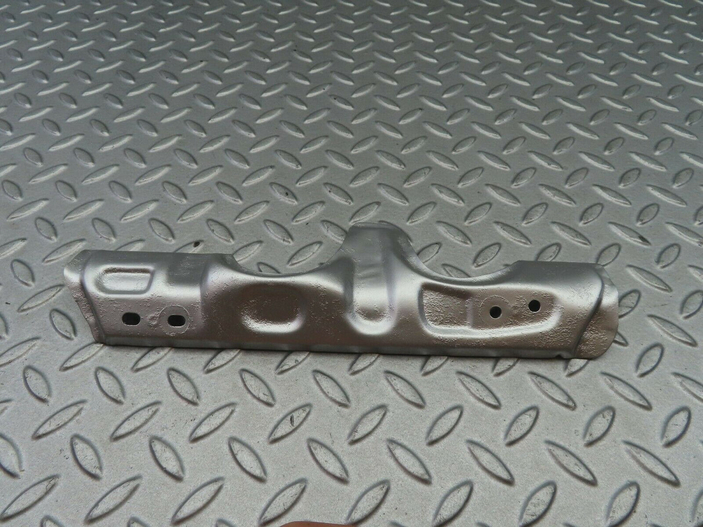 6259 Mercedes-Benz W126 380SE Heat Plate For Exhaust Manifold