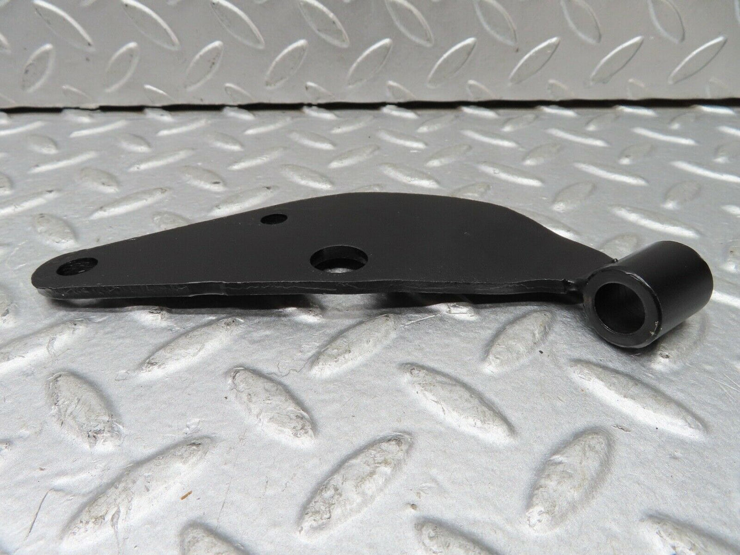 18834 Mercedes-Benz W121 190b Ponton Engine Mount Bracket Left & Right