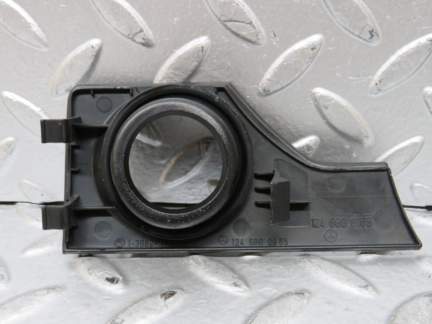 27588 Mercedes-Benz S124 300TE Wagon Ignition Switch Cover Surround 1246800165
