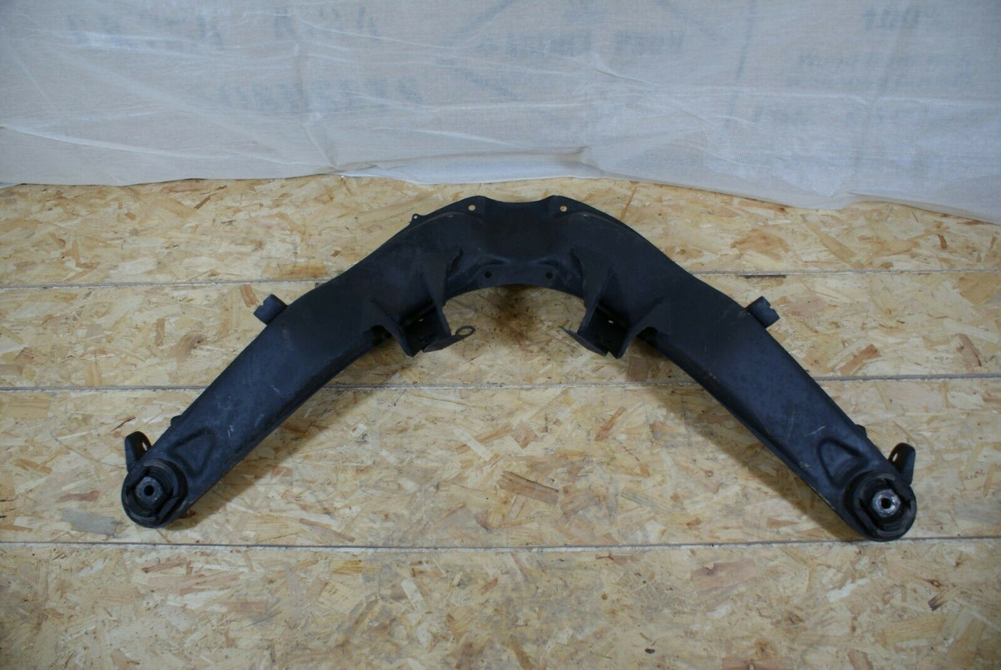 2195 Mercedes-Benz C107 350SLC Coupe Rear Subframe Axle Carrier Suspension