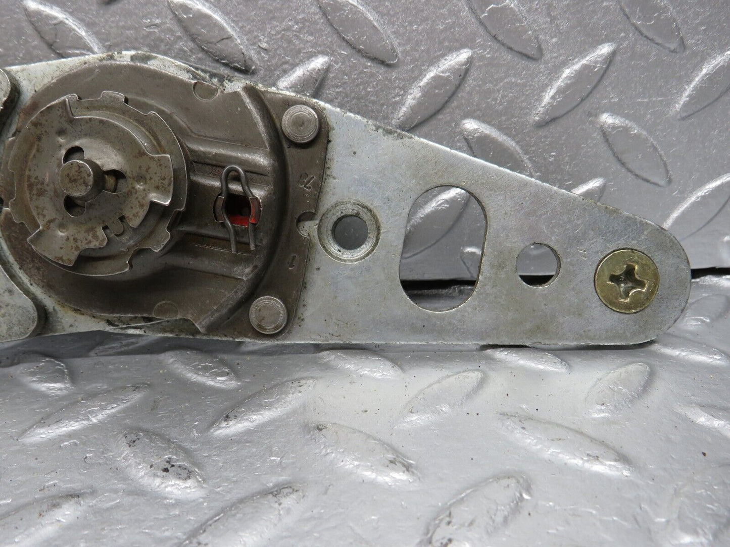 40069 Mercedes-Benz R107 350SL Front Left Seat Hinge 0009109185
