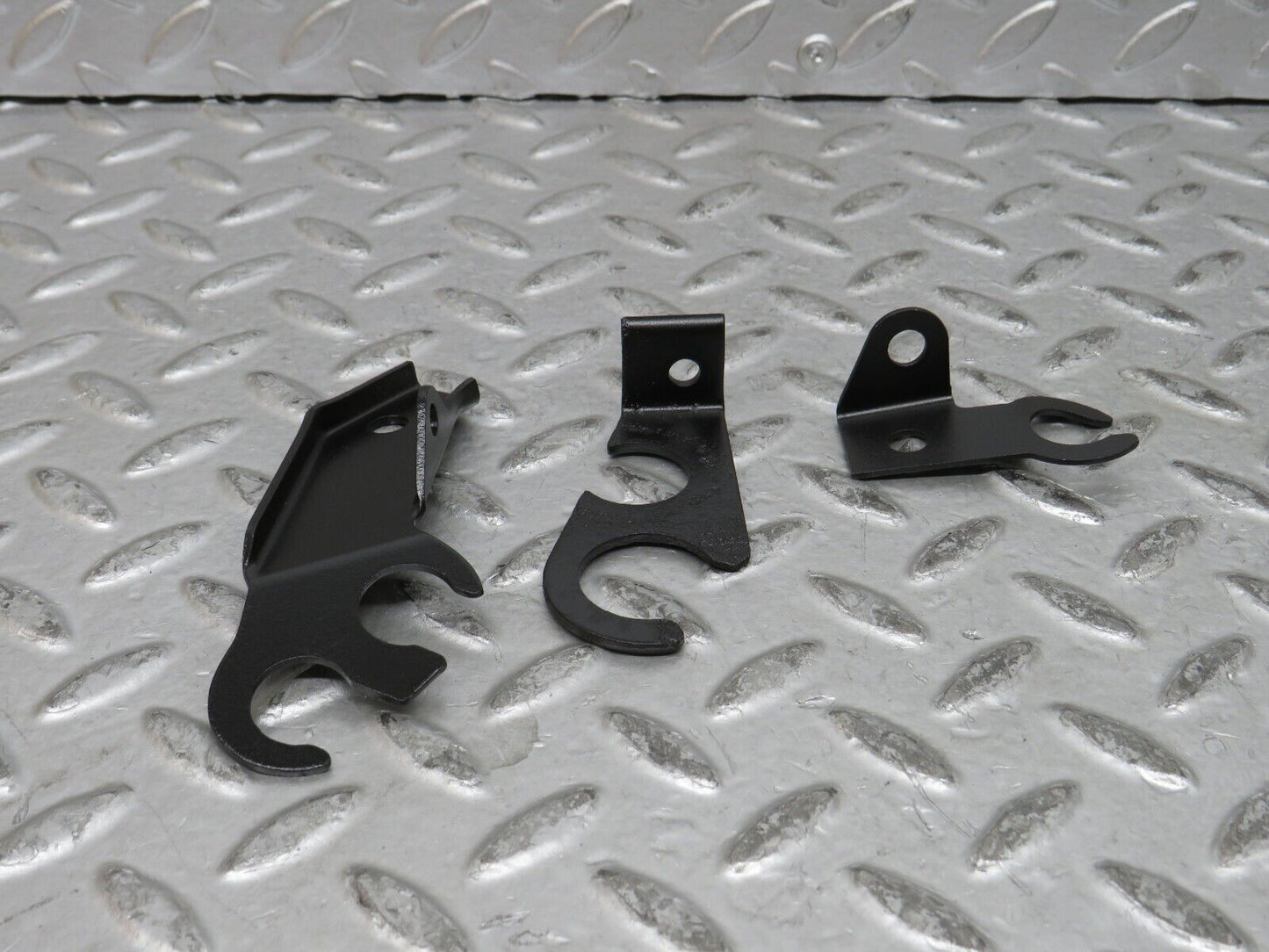 28498 Mercedes-Benz S123 240D Wagon Wire Cable Bracket