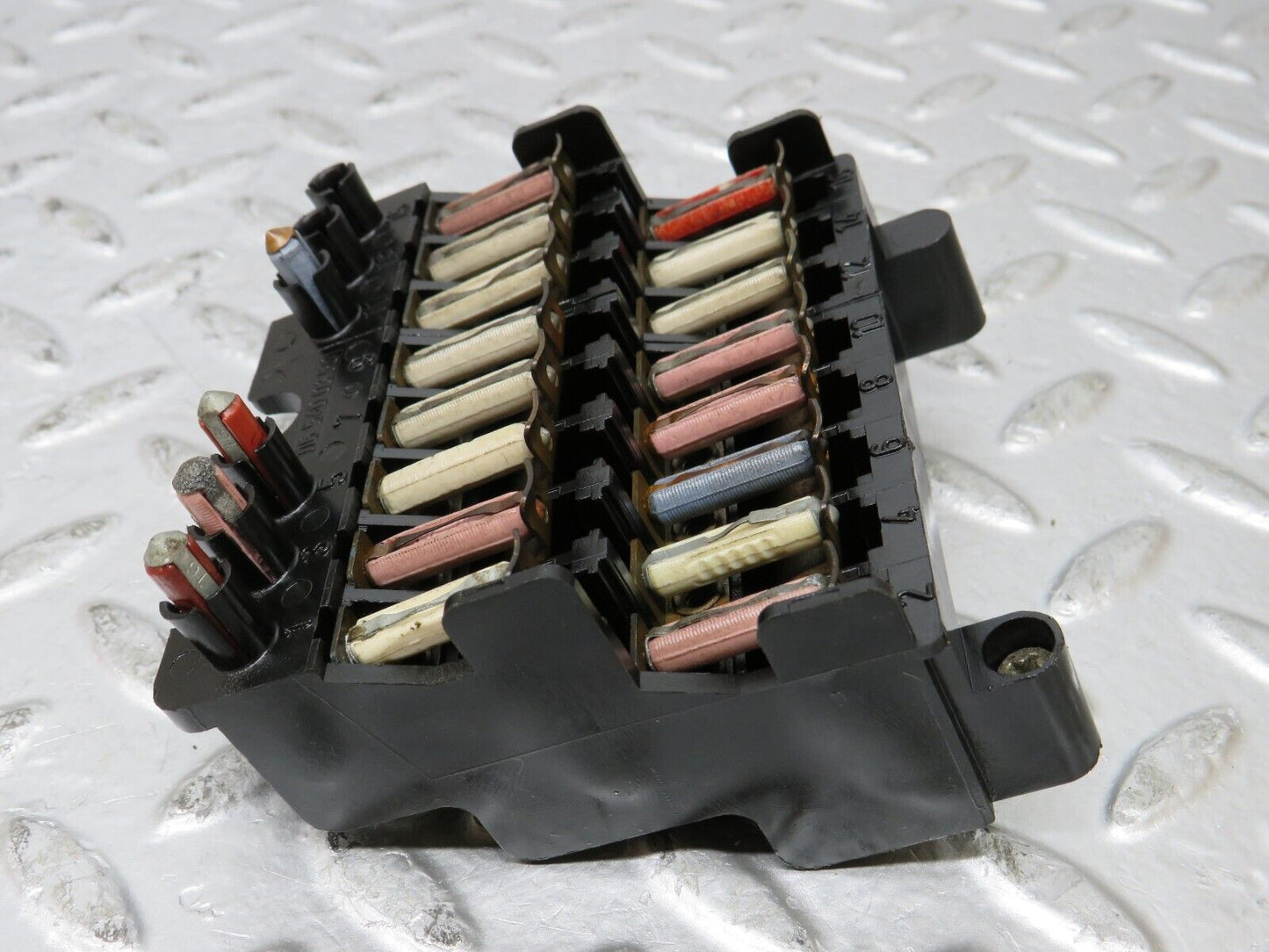 26188 Mercedes-Benz W116 450SE Fuse Box 1165400350