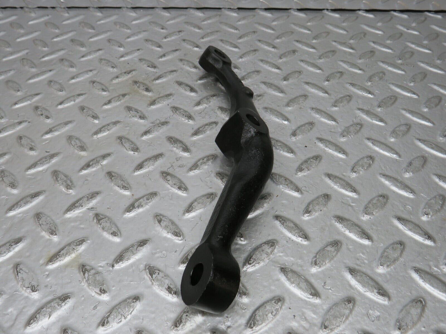 27398 Mercedes-Benz W123 280E Front Axle Steering Arm Right Side