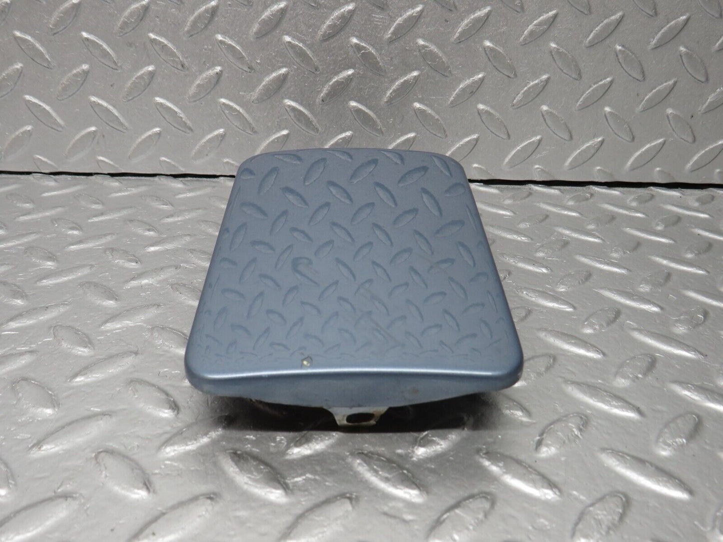 39090 Mercedes-Benz R107 500SL Coupe Fuel Tank Flap Cap