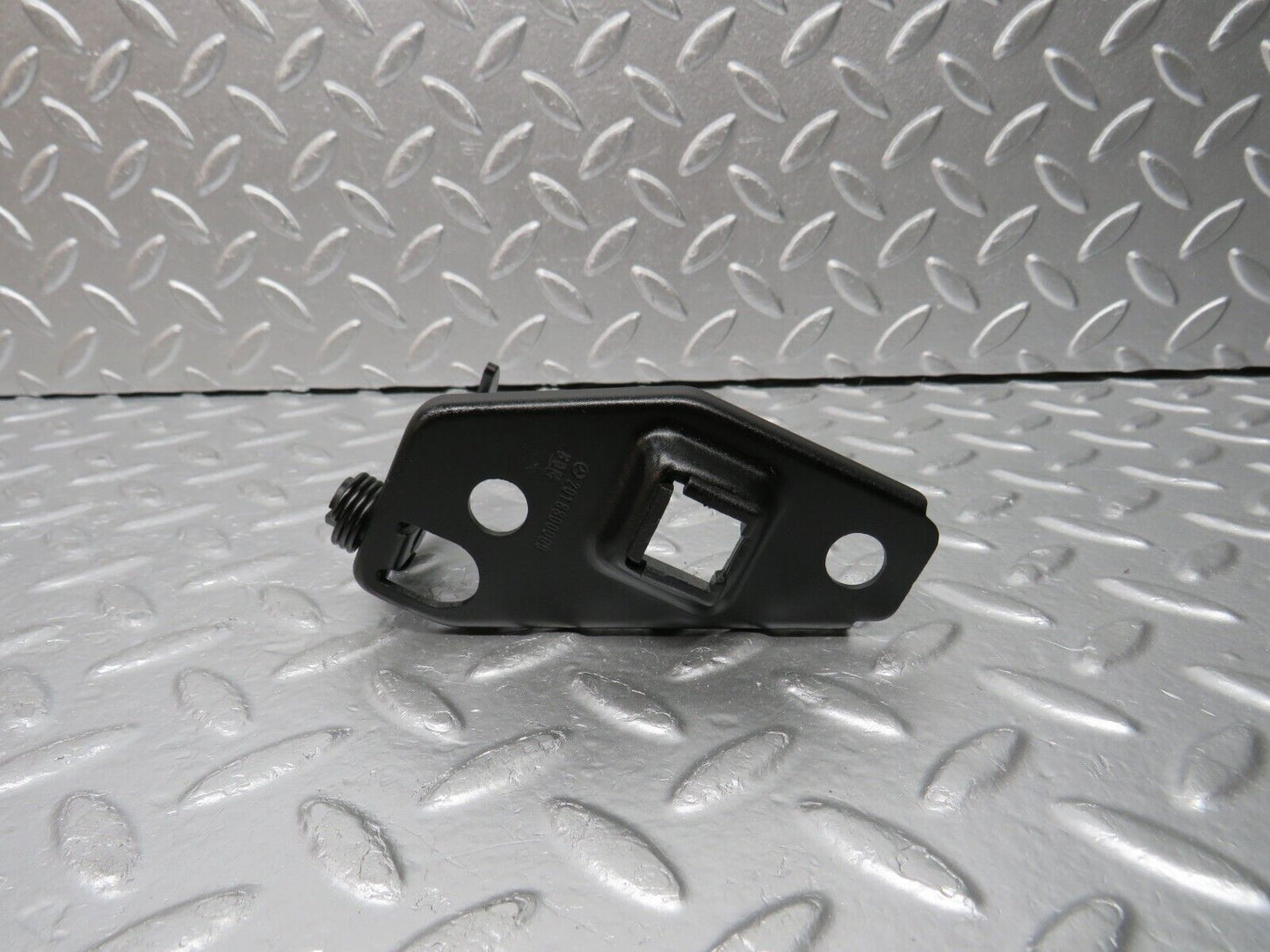 30910 Mercedes-Benz W201 190E 2.0L Bonnet Safety Latch 2018800060