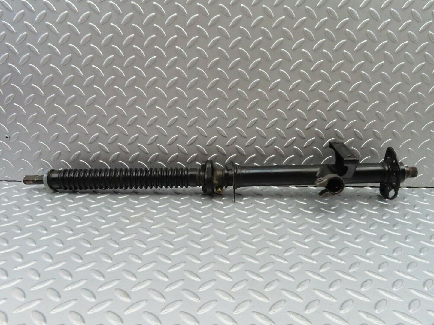 6728 Mercedes-Benz S124 E220 Wagon Steering Column