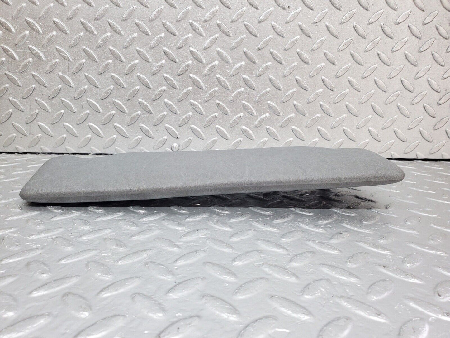 44602 Mercedes-Benz W124 220E Sun Visor Left Side Grey