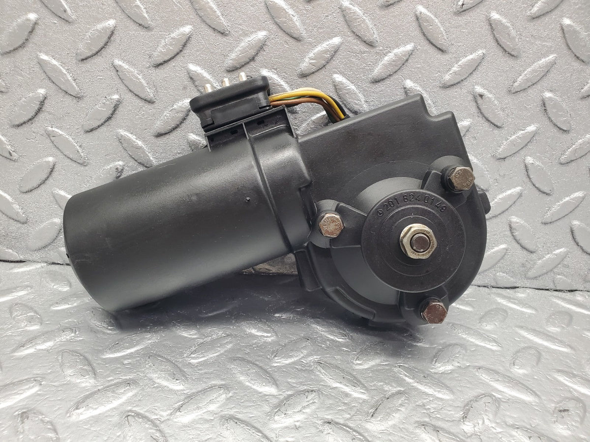 W201 Baby Benz wiper motor used OEM