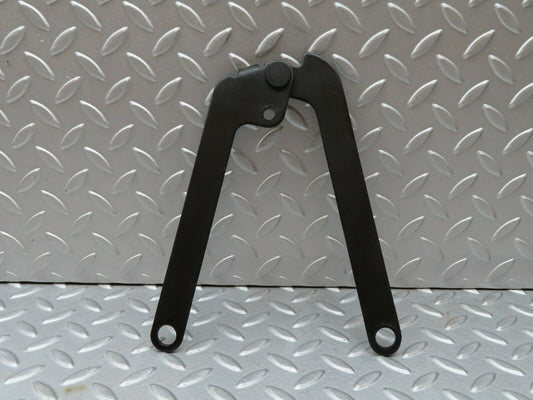4712 Mercedes-Benz W114 280CE Coupe Left Bonnet Hinge