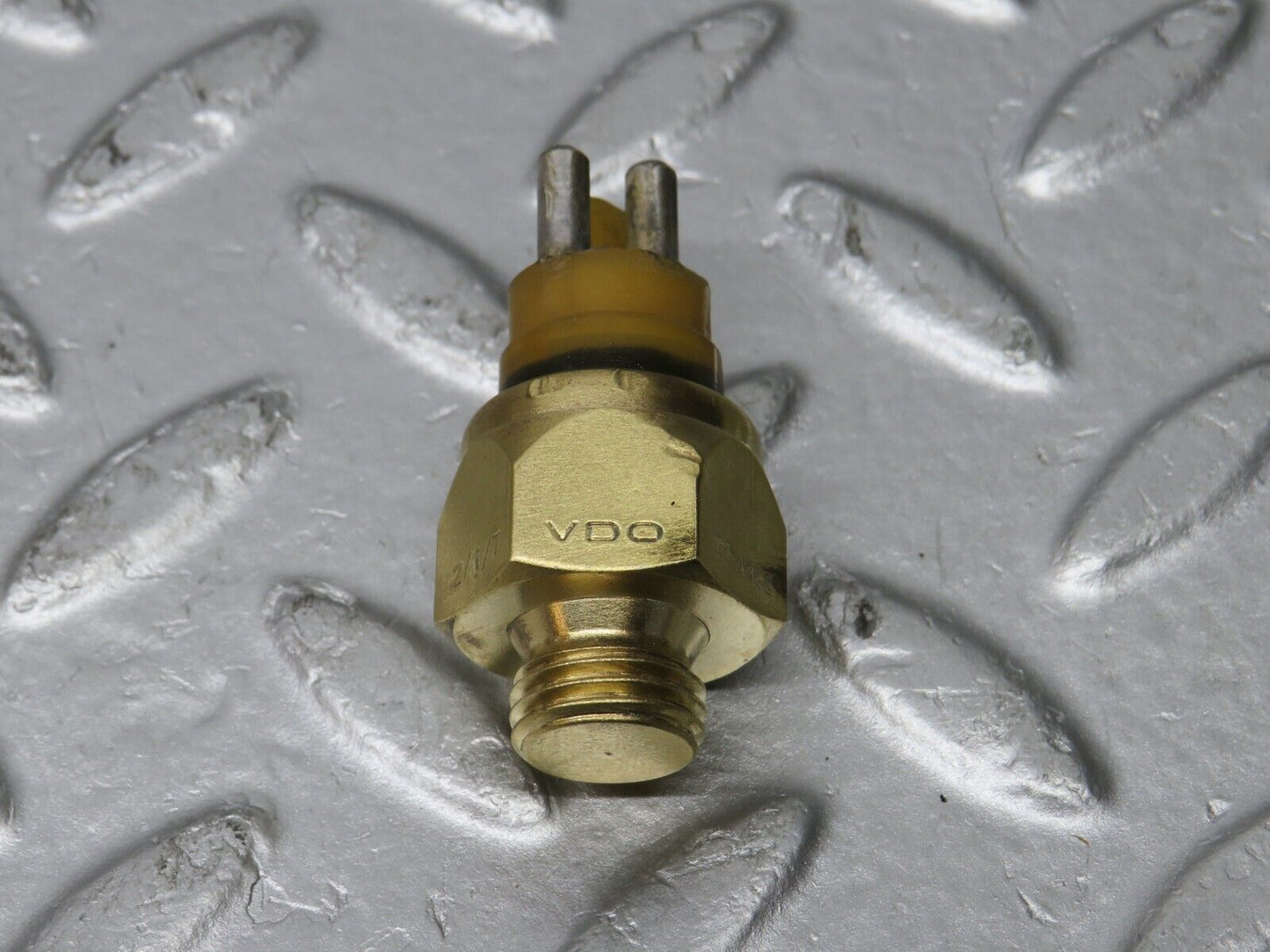 39716 Mercedes-Benz R129 320SL Coupe Coolant Sensor