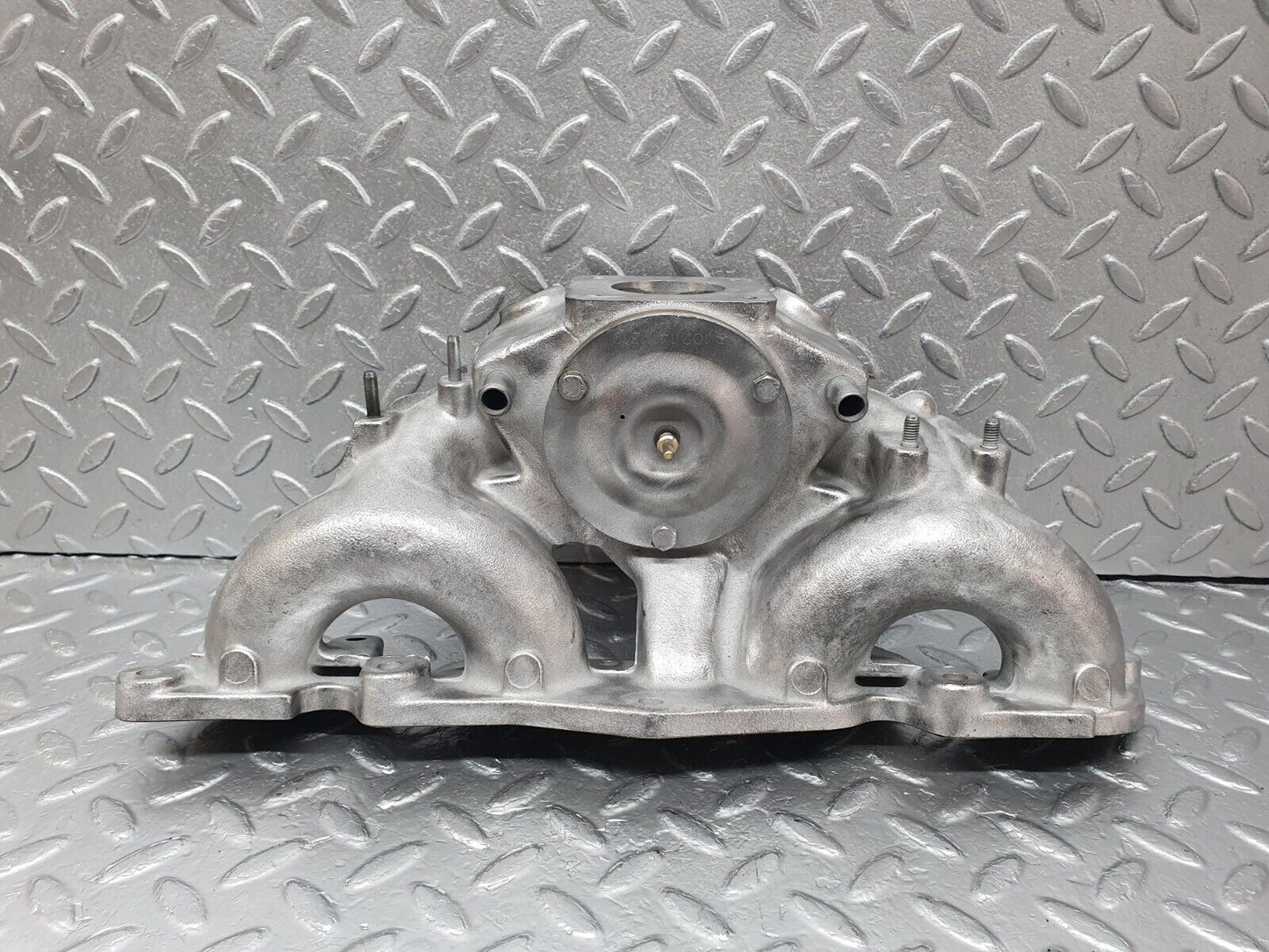 42802 Mercedes-Benz W201 190 2.0L Air Intake Manifold 1021411601 1021411319