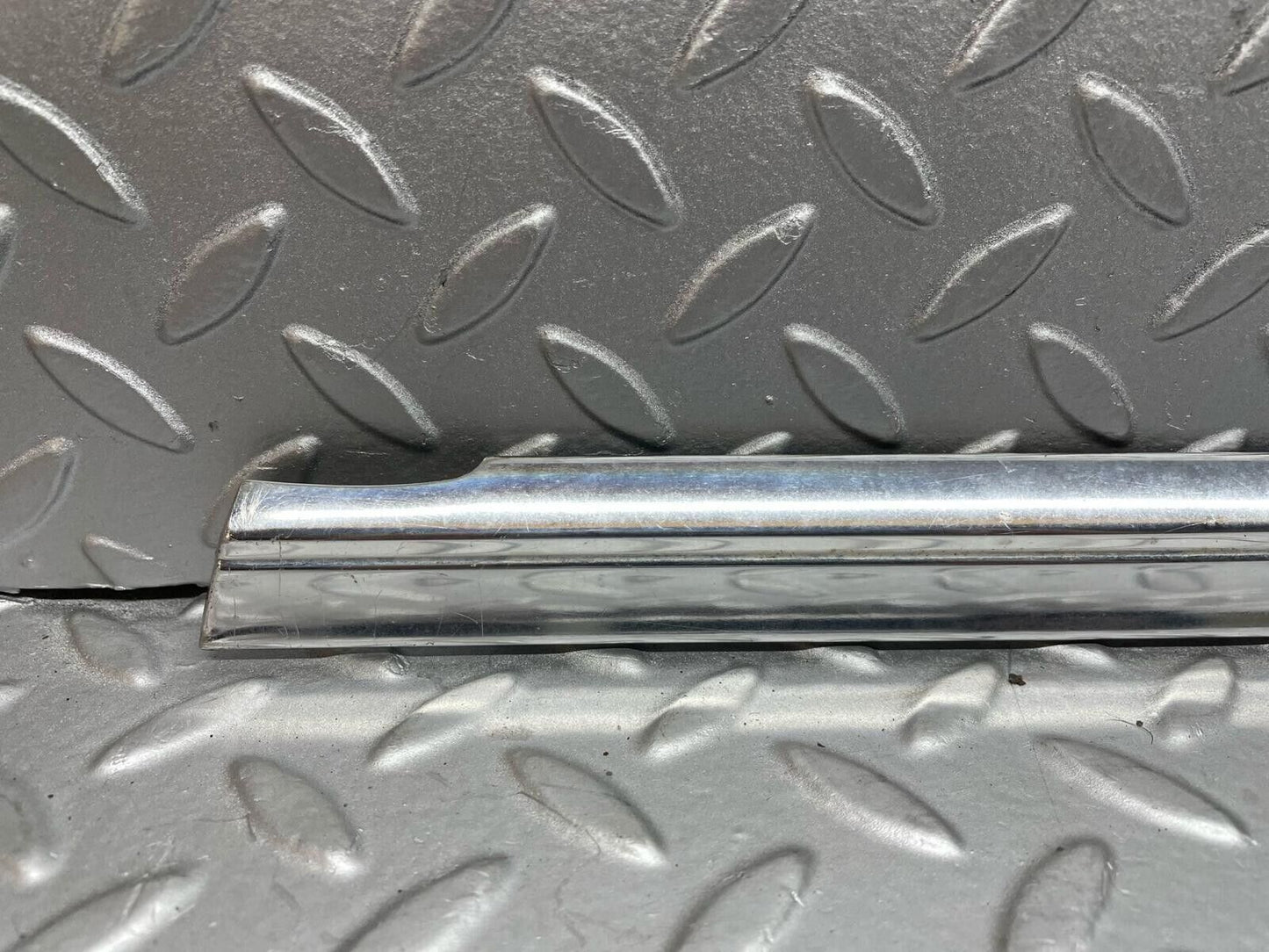 40518 Mercedes-Benz W108 Rear Right Door Window Chrome Trim