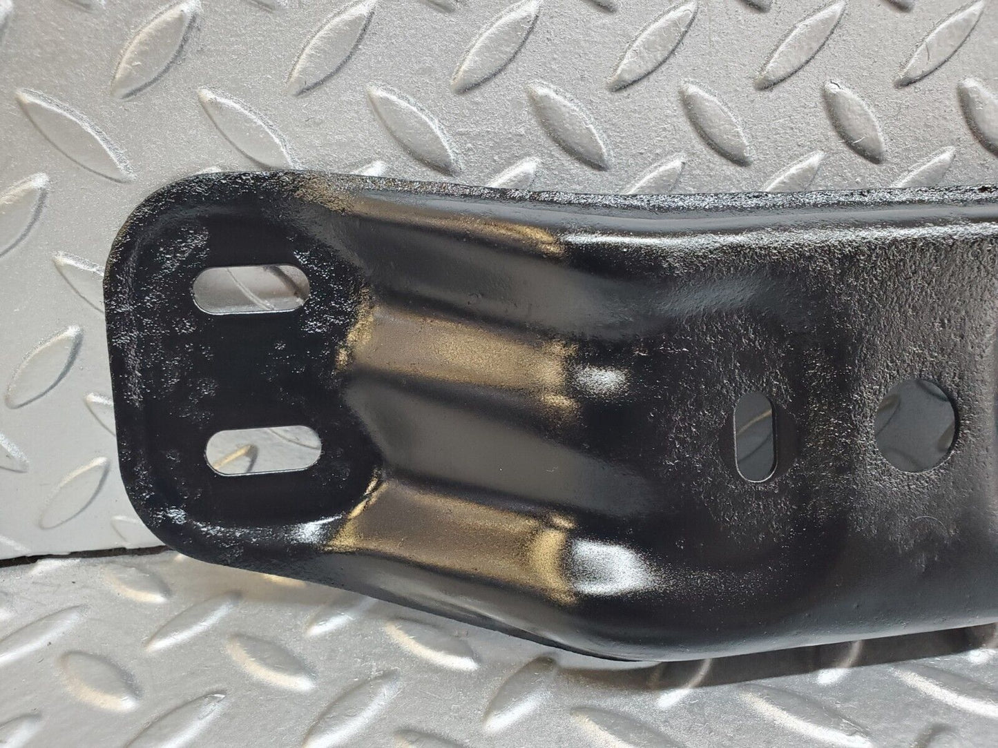 44776 Mercedes-Benz W124 220E Gearbox Mount Bracket Holder