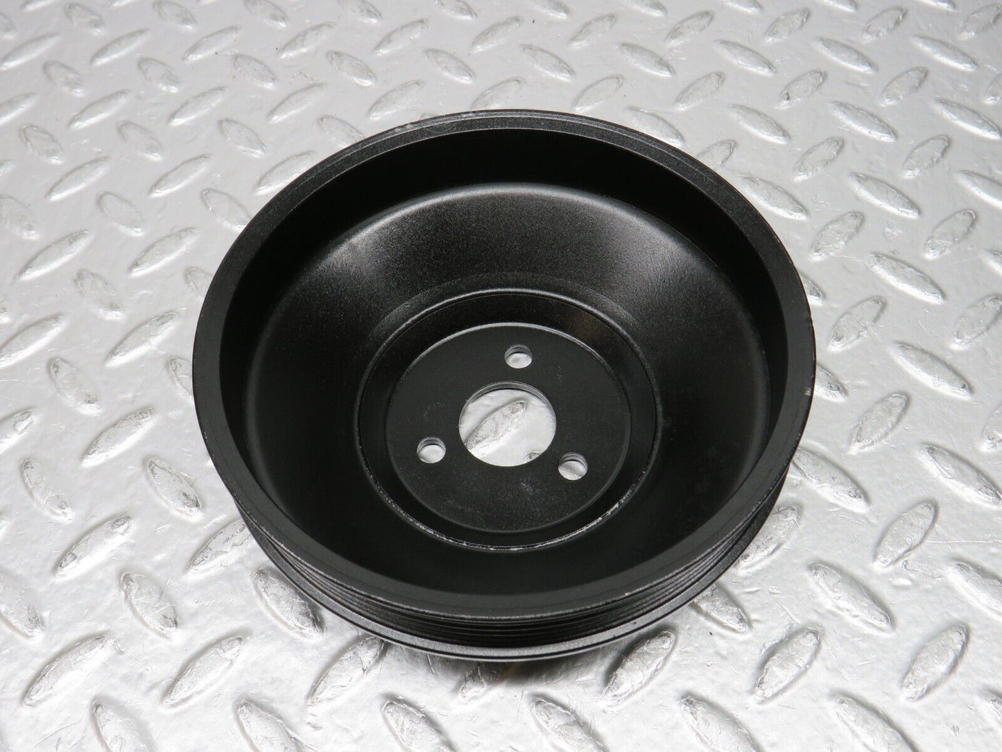 31674 Mercedes-Benz W201 190LE Steering Pump Pulley 2014600479