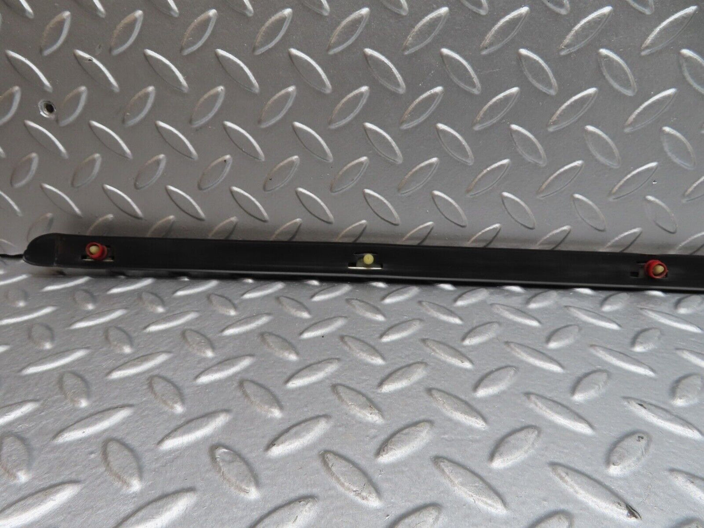 20447 Mercedes-Benz W114 280CE Coupe Front Right Fender Wing Centre Moulding Trim