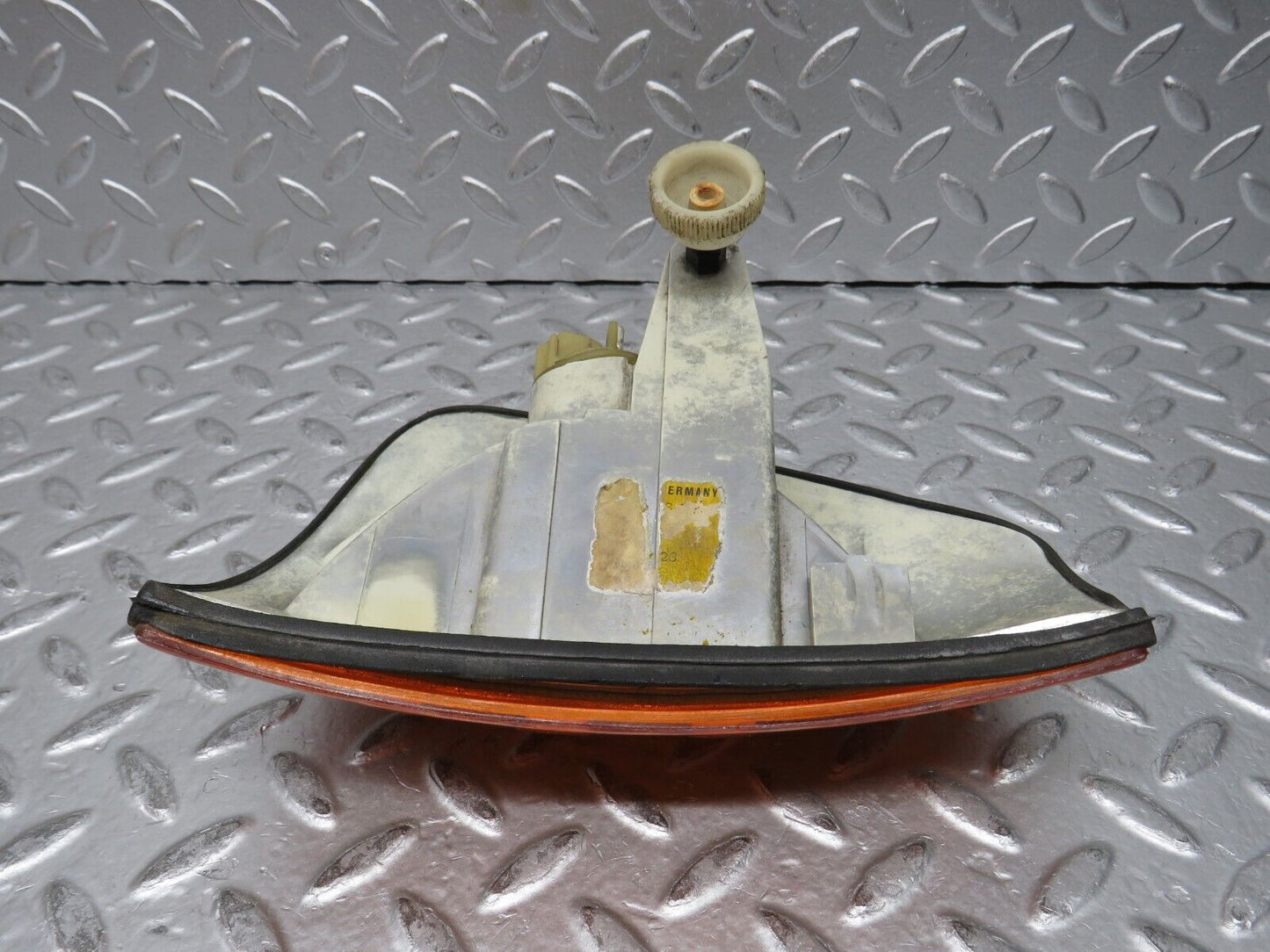 27998 Mercedes-Benz W123 280E Indicator Light Front Left Bosch